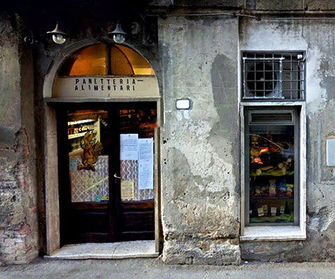 tienda de pueblo - imagen de Google Street View